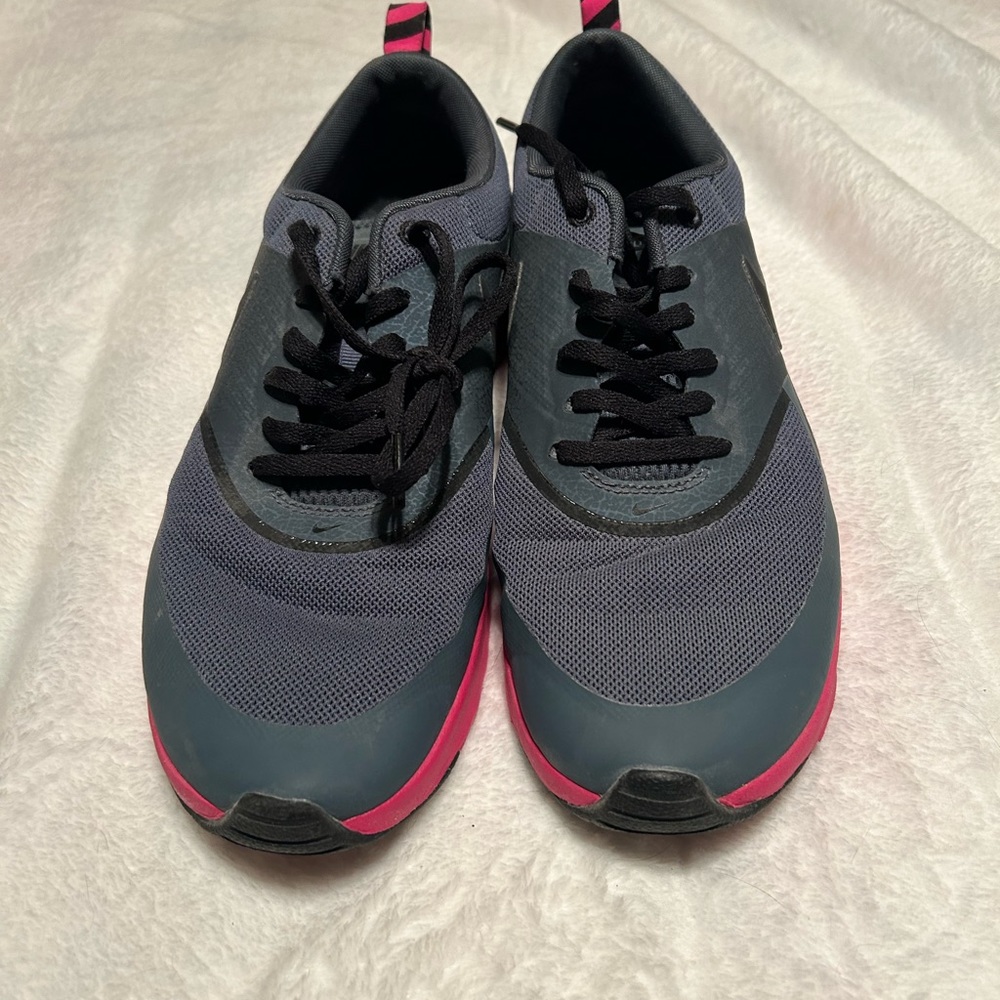 Nike Women’s Tennis Shoes